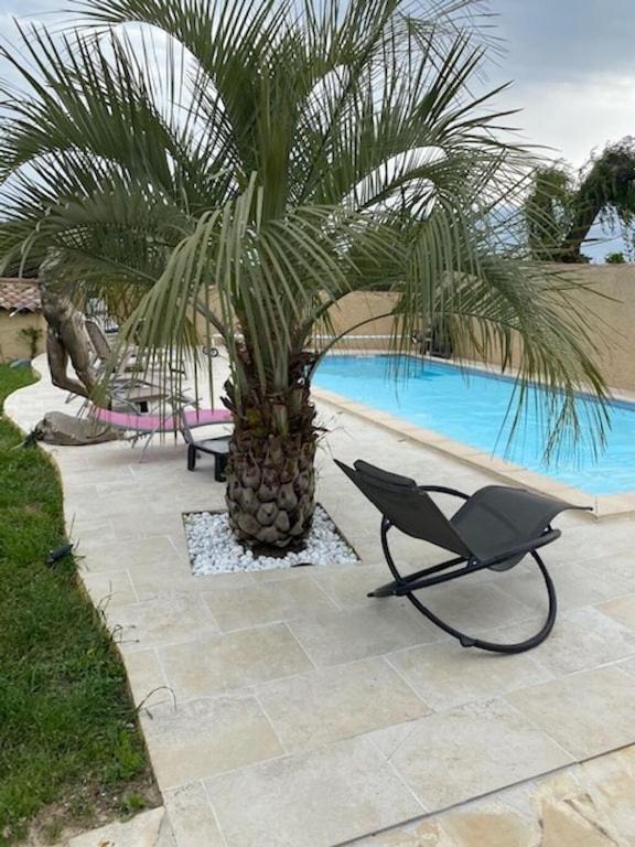 Villa Spa Piscine : Entre Mer Et Montagne Foissac  Exterior foto